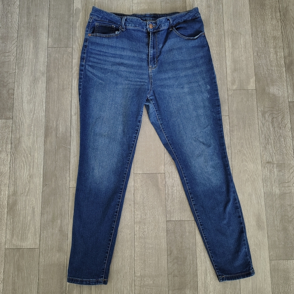 Junior's No Boundaries High Rise Skinny Jeans 15